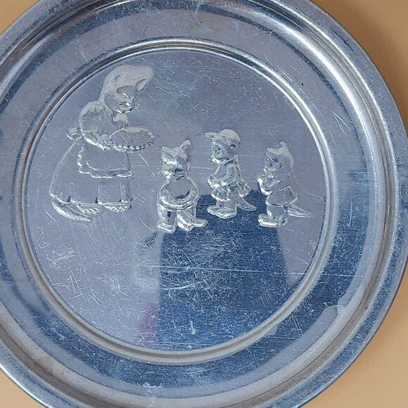 Vintage Aluminum Childrens Kitchenware Set Kittens Who Lost Their Mittens - Picture 3 of 15